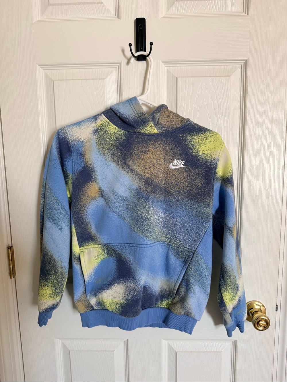 Nike Blue, Yellow & Navy Spray-Print Pullover Hoodie